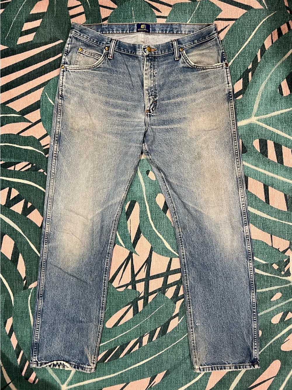 Distressed Wrangler 47 Regular Fit Denim Jeans Workwear 36x32